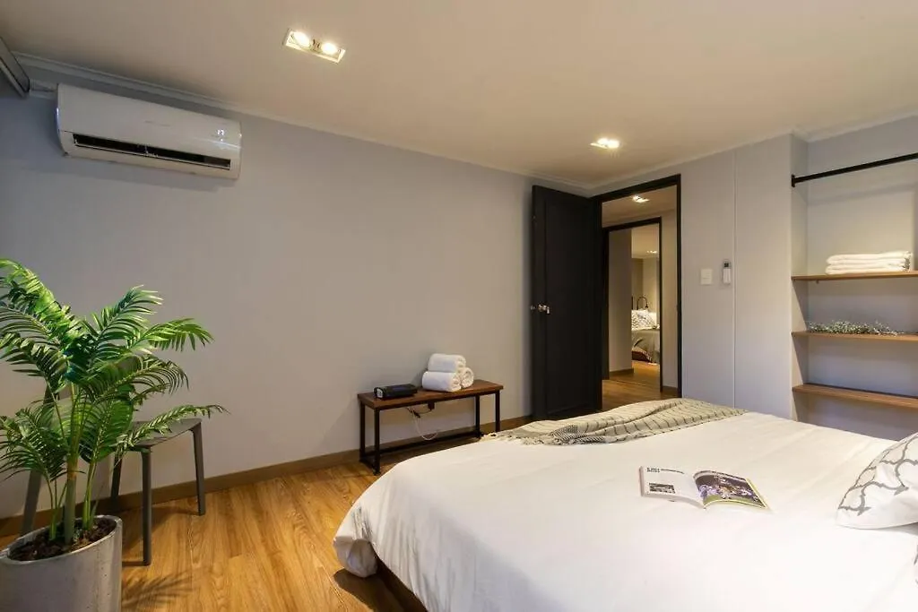 公寓 麦德林Surprising, Lleras Park, Billar Pool And Jacuzzi公寓 哥伦比亚