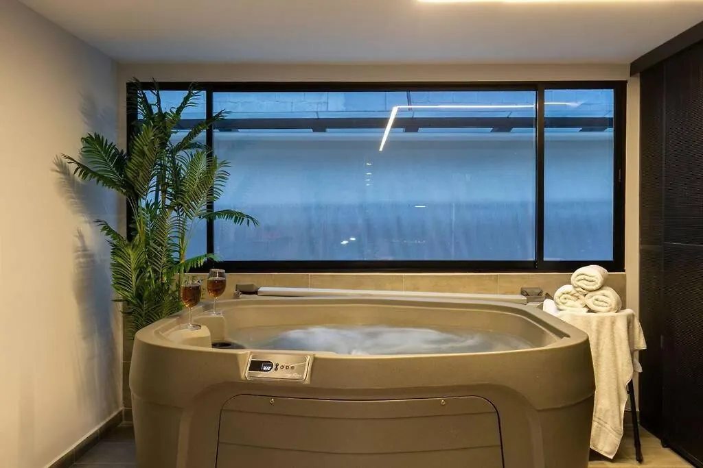 麦德林Surprising, Lleras Park, Billar Pool And Jacuzzi公寓 麦德林