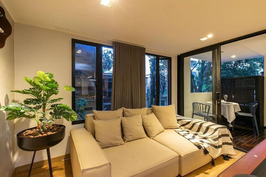 Surprising, Lleras Park, Billar Pool And Jacuzzi Appartement Medellín